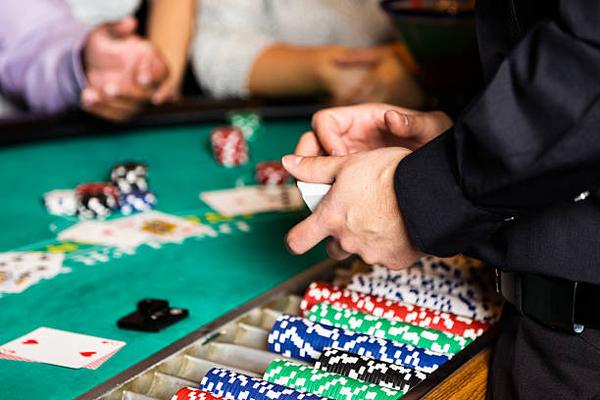 How Player Support Contributes to top online casinos